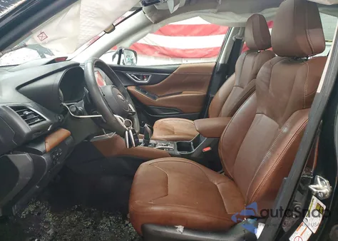 2019 Subaru Forester Touring z USA, uszkodzony, nr VIN JF2SKAWCXKH494965